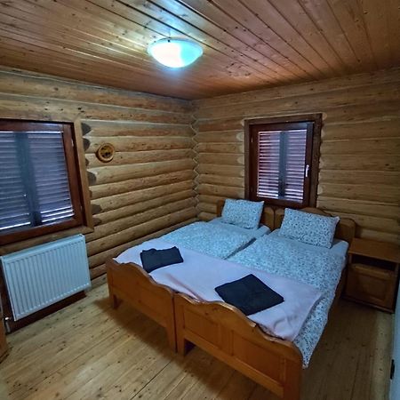 Veresko Villa ラク・ロシュ エクステリア 写真