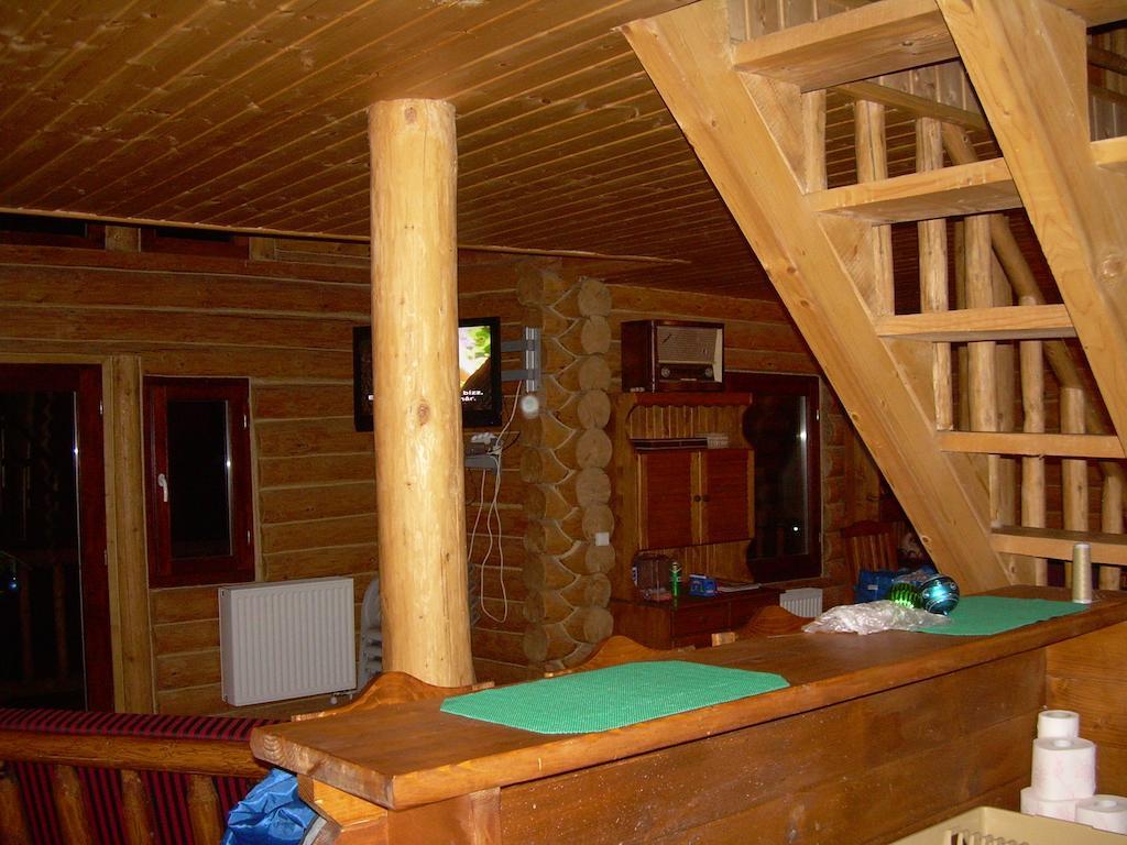 Veresko Villa ラク・ロシュ エクステリア 写真