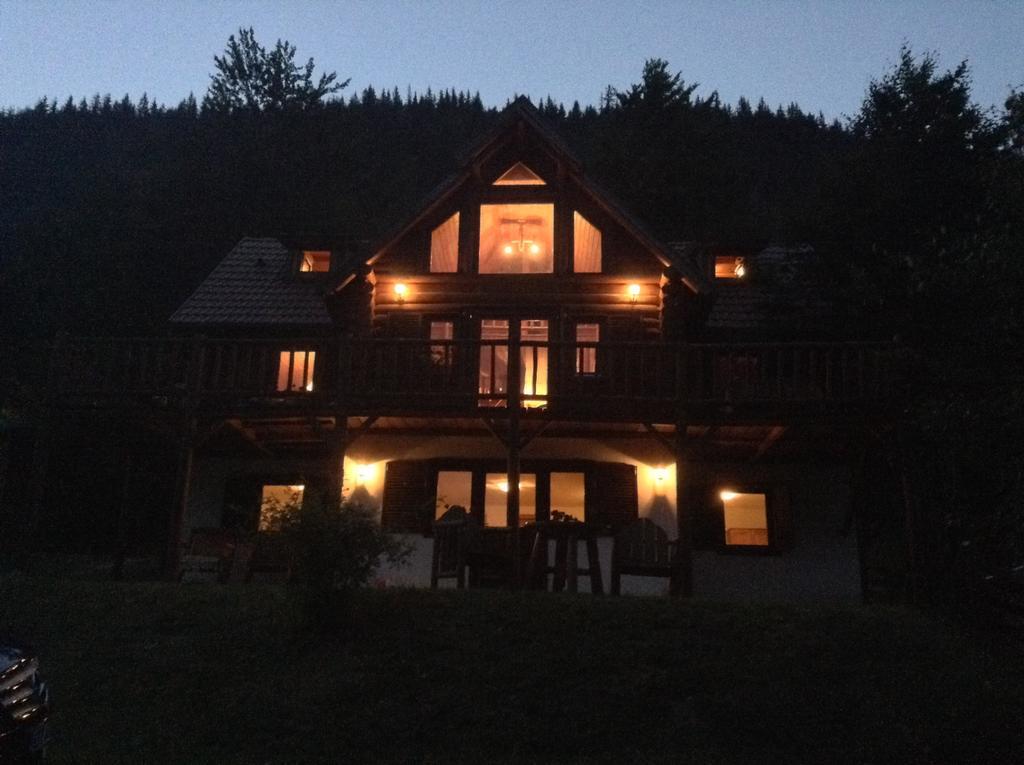 Veresko Villa ラク・ロシュ エクステリア 写真