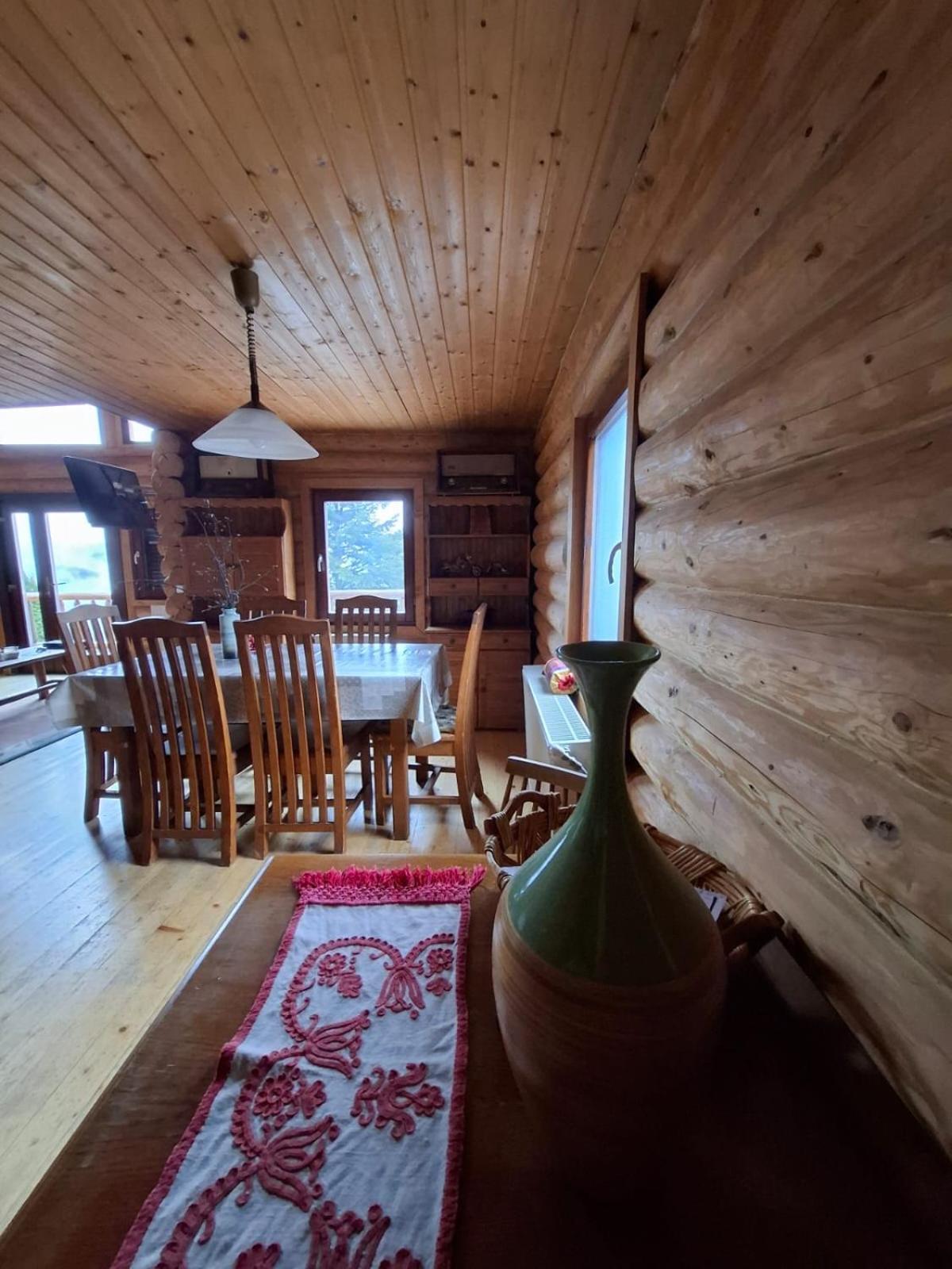 Veresko Villa ラク・ロシュ エクステリア 写真