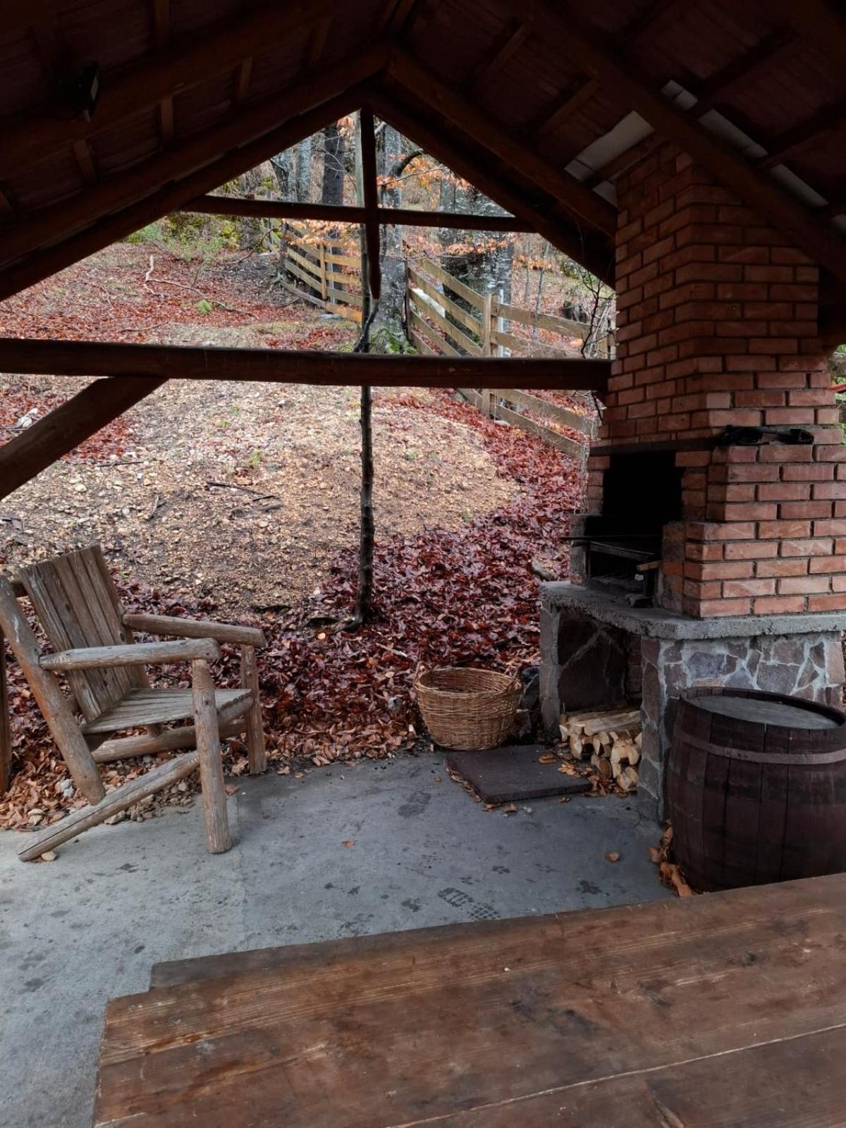 Veresko Villa ラク・ロシュ エクステリア 写真