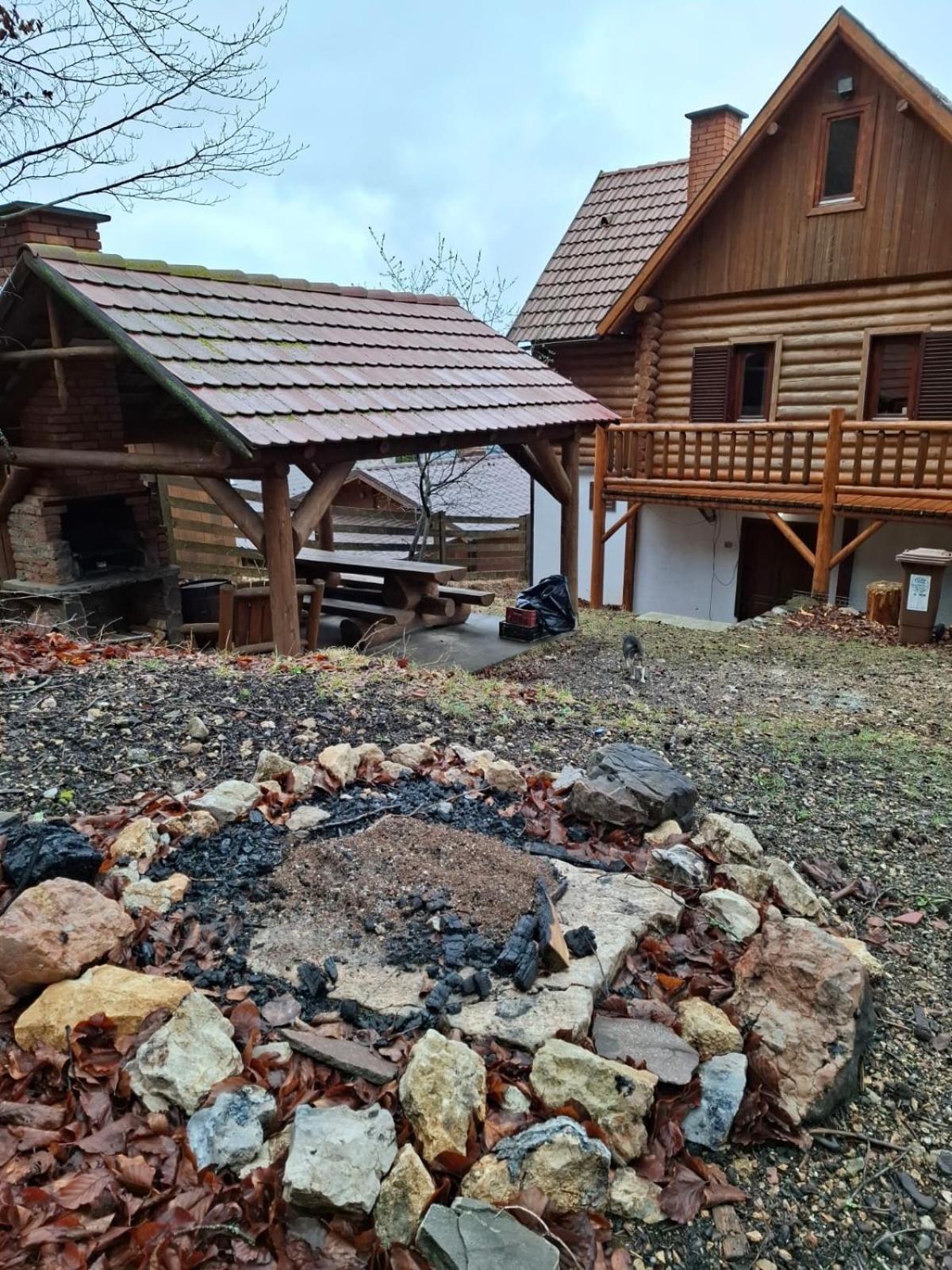 Veresko Villa ラク・ロシュ エクステリア 写真